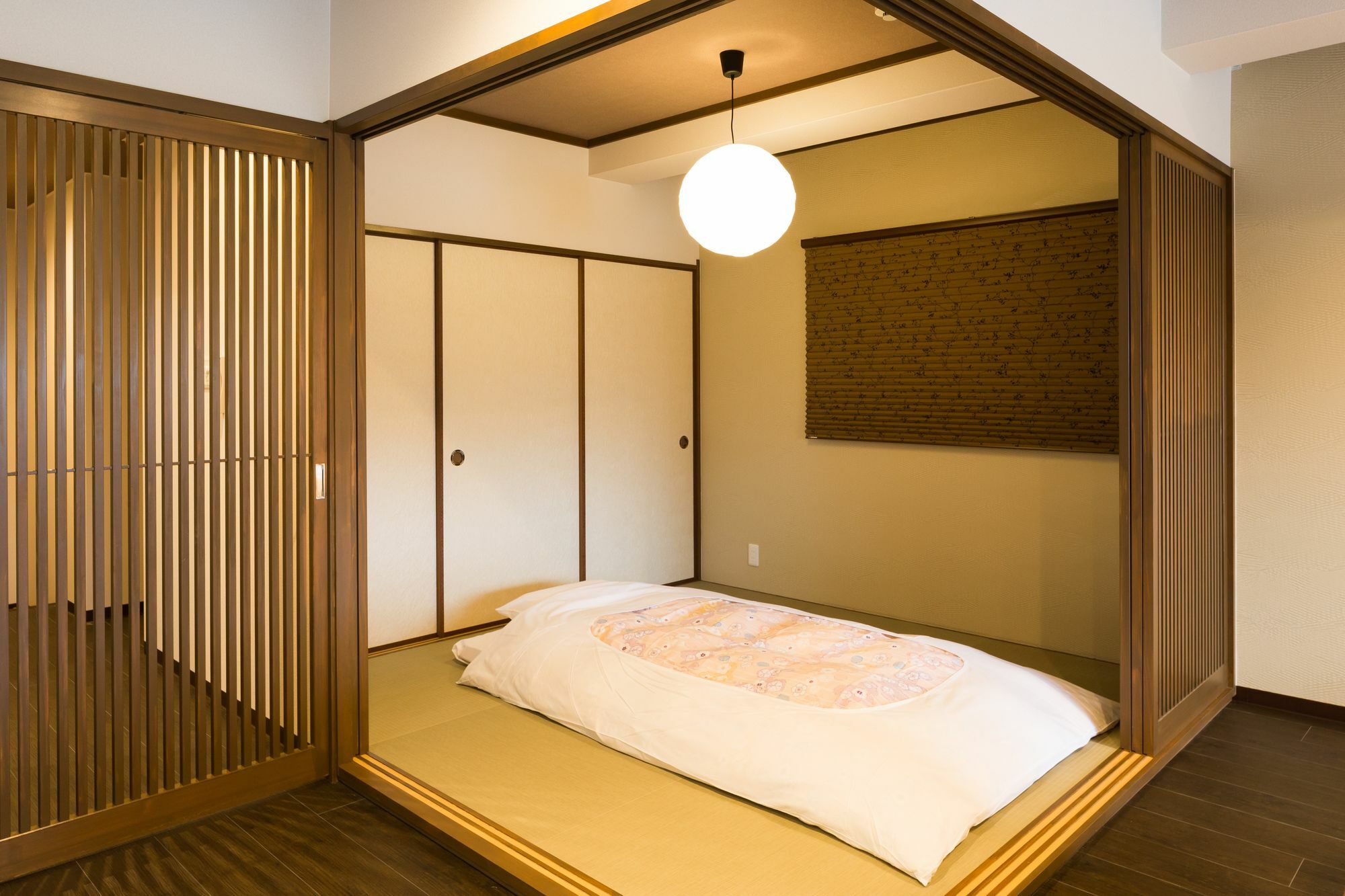 リバービューハウス 京楽 4*